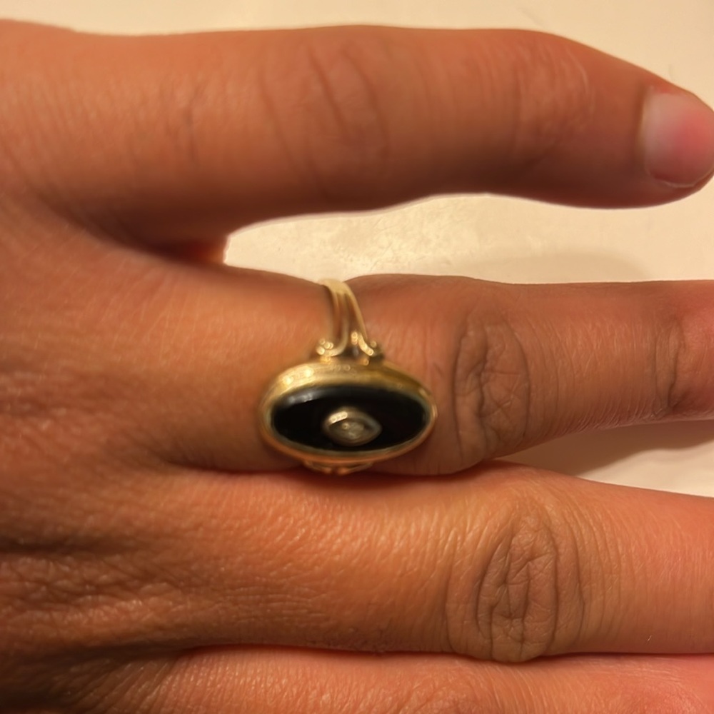 Gold ring - Picture 2 of 6